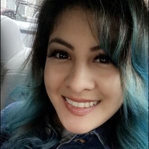 Meet your Posher, Celeste